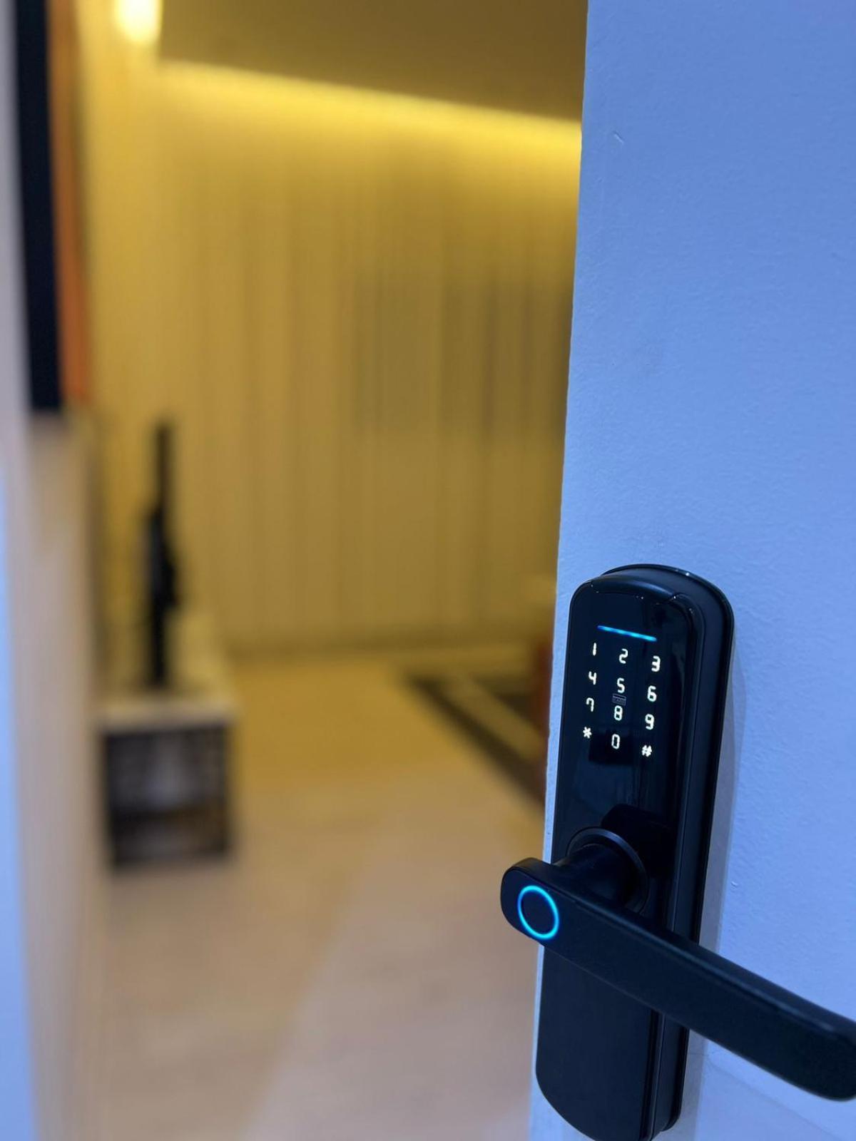 Apartment Your *